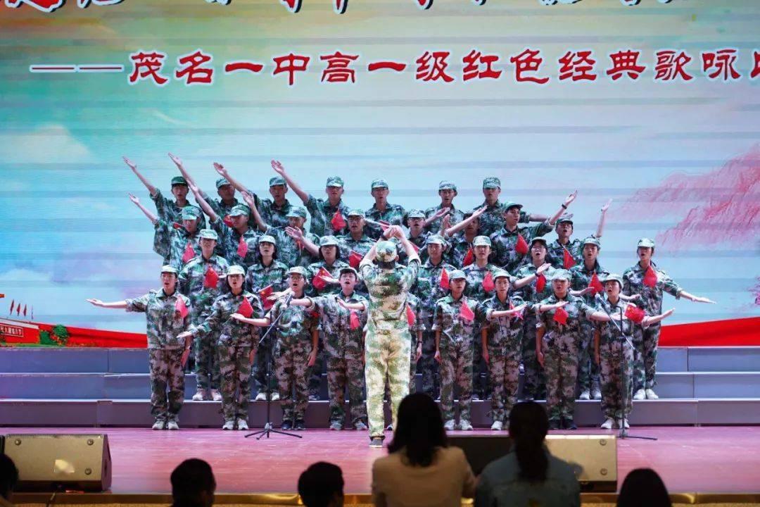天天洗澡身上怎么还有泥？游戏画面